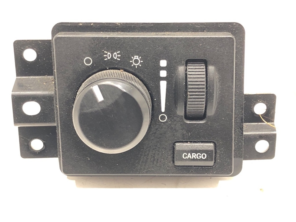 [STARK-640924] Interruptor de luces Dodge Dakota 2003-2022
