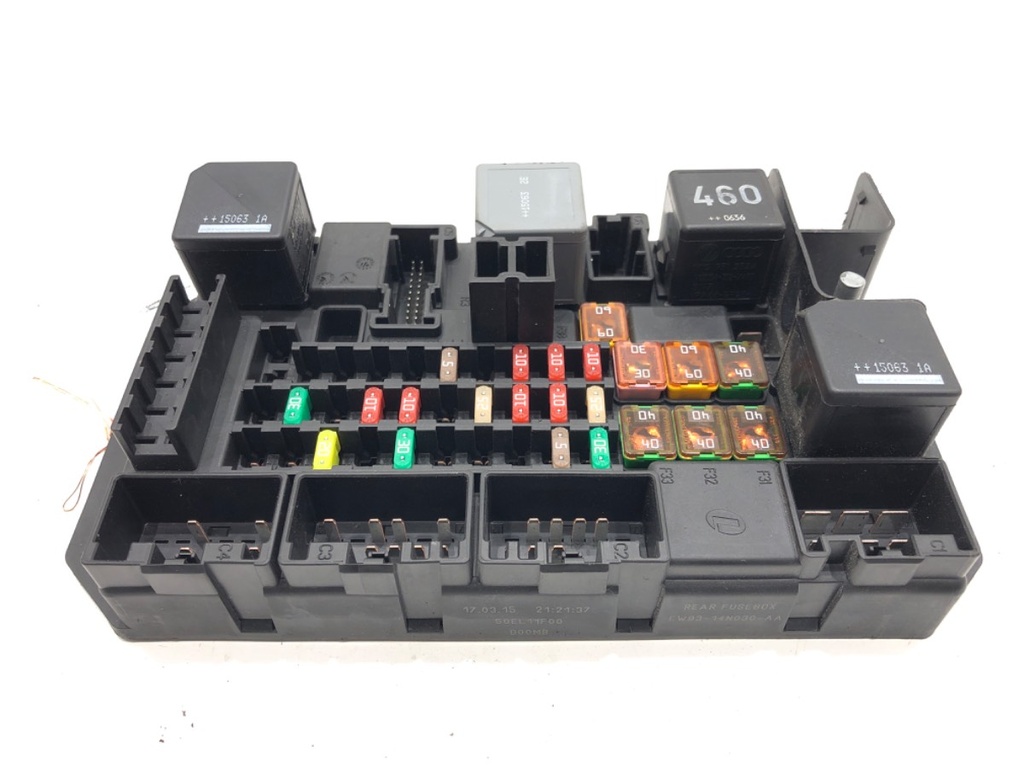 [STARK-641684] Caja de fusibles JAGUAR XJ (X351) 2009-2022 3.0 SDV6