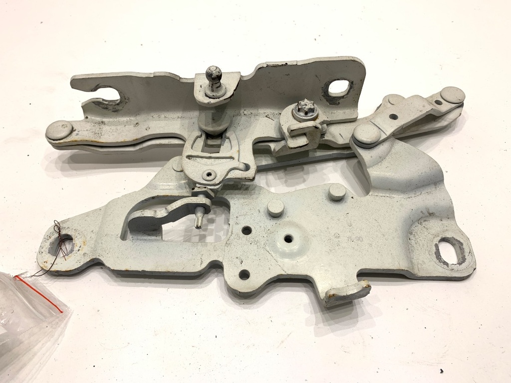 [STARK-733368] Bisagra de capó delantera derecha BMW 6 Gran Coupe (F06) 2012-2018