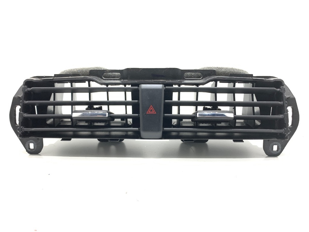 [STARK-811789] Rejilla de admisión de aire delantera Ford Mondeo V liftback (CE) 2.0 TDCi 150 CV
