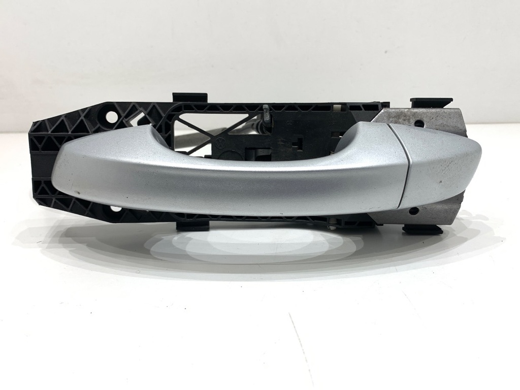 [STARK-813046] Manilla exterior delantera izquierda VW Golf VII Variant 1.5 TSI 96 kW 2017-2022