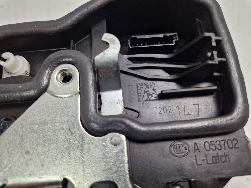 [MTD-497258] Cerradura de puerta BMW Serie 3 320d M F30 F80 2.0 xDrive Diésel N47D20O1 7202147