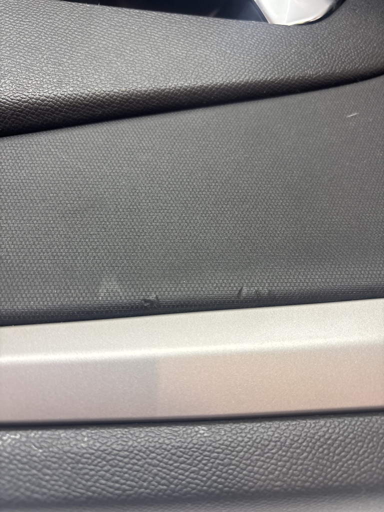 [MTD-500209] Panel de puerta delantera izquierda Opel Corsa 1.5 CDTI YHT YH01 93476747 9832638680