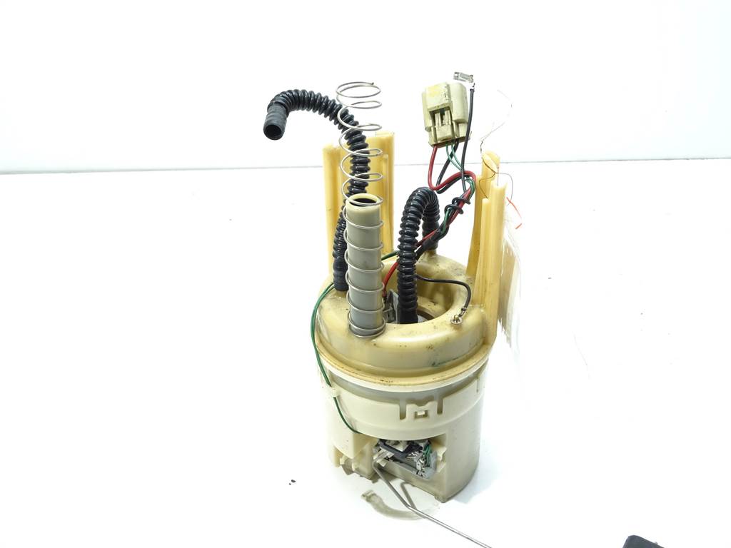 [STARK-369708] Bomba de combustible Renault Clio III Grandtour 1.2 16V 74 kW 2007-2012