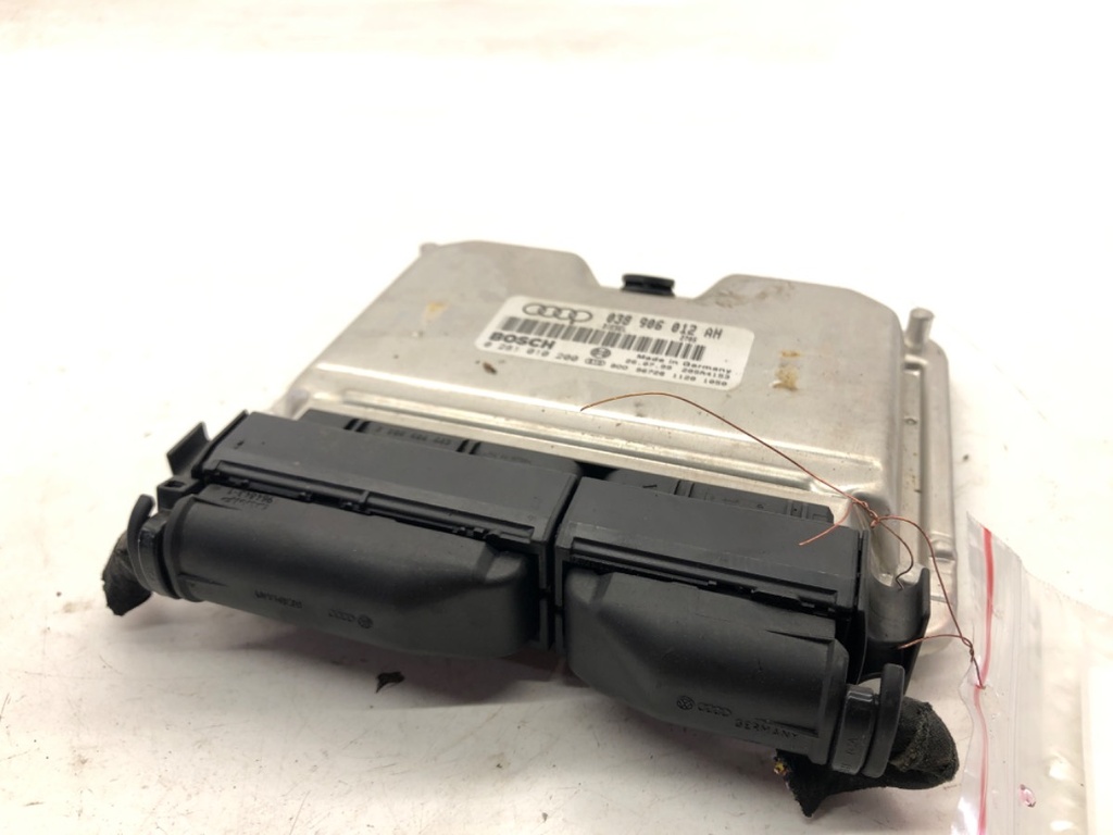 [STARK-538013] Unidad de control del motor Audi A4 B5 Avant 1.9 TDI 81 kW 110 CV