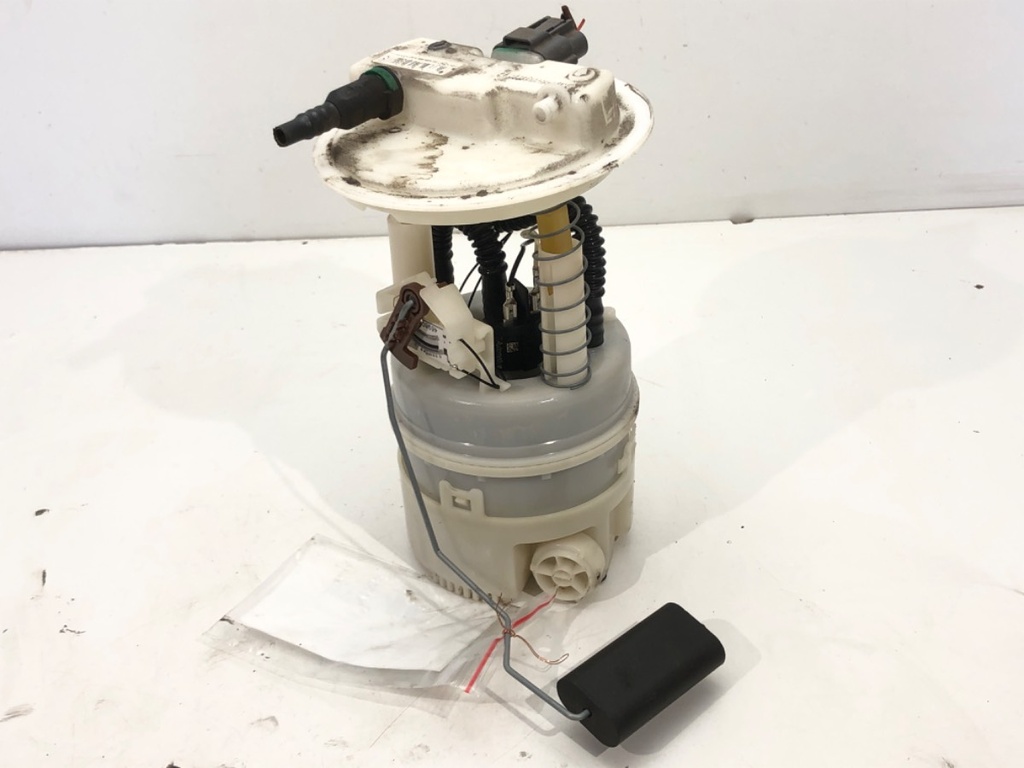 [STARK-605435] Bomba de combustible Renault Clio IV (BH_) 1.2 16V 54 kW 2012-2022