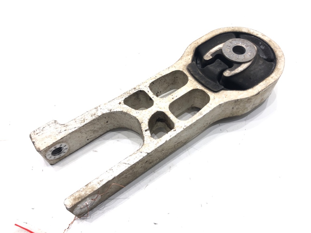[STARK-656307] Soporte de motor PEUGEOT 208 II (UB_, UP_, UW_, UJ_) 2019-2022