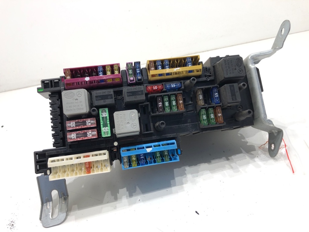 [STARK-718133] Caja de fusibles MERCEDES-BENZ Clase E (W212) 2009-2016