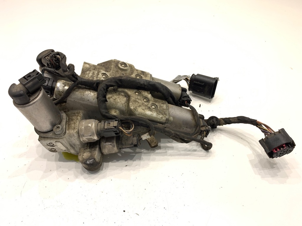 [STARK-751057] Bomba de suspensión BMW Serie 7 (F01, F02, F03, F04) 2008-2015