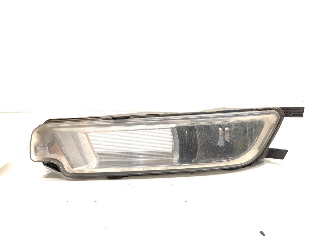 [STARK-756027] Faro delantero derecho halógeno VW Passat B8 Variant 2.0 TDI 110 kW