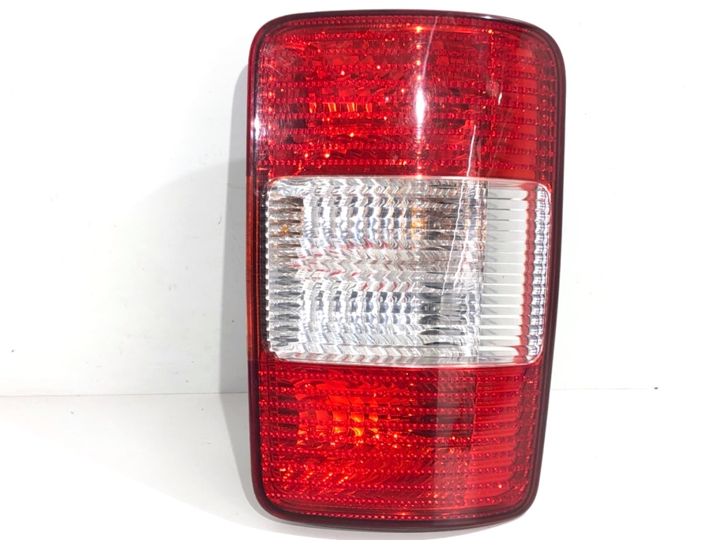 [STARK-772655] Piloto trasero izquierdo VW Caddy III 2004-2015