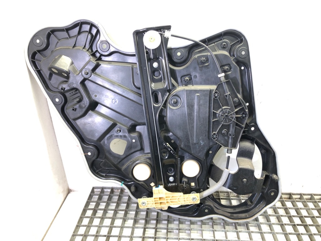 [STARK-615478] Elevador de ventanilla trasero derecho JEEP COMPASS (MP, M6) 2016-2022
