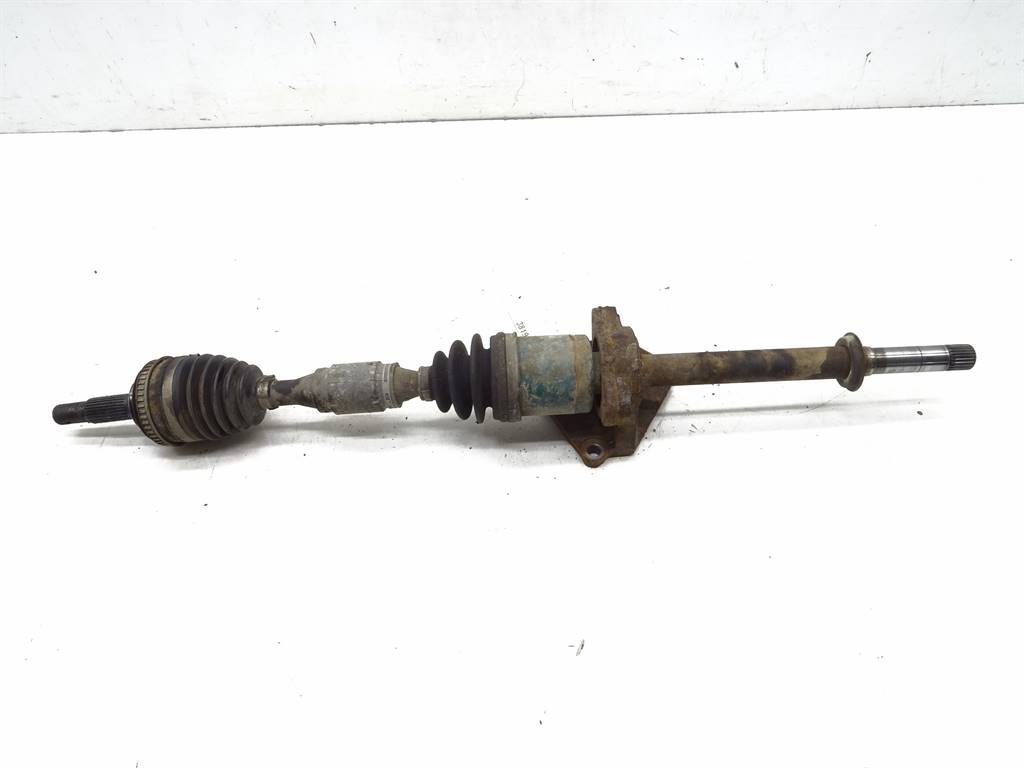 [STARK-381950] Semieje delantero derecho Toyota Corolla (_E11_) 1.9 D 2000-2001