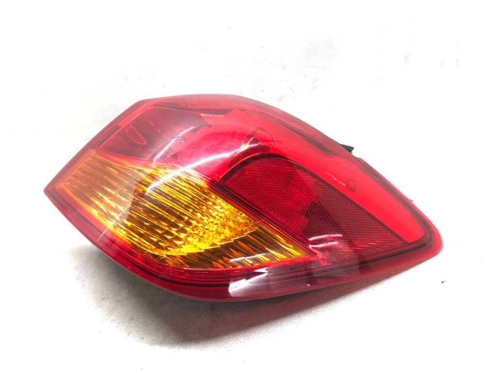 [STARK-452324] Piloto trasero derecho Mitsubishi Outlander III (GG_W, GF_W, ZJ, ZL, ZK) 2.0 (GF7W) 2010-2022