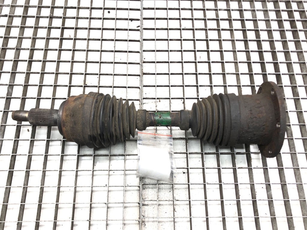 [STARK-482625] Semieje delantero izquierdo Ford USA Expedition 1996-2002 4.6 173 kW