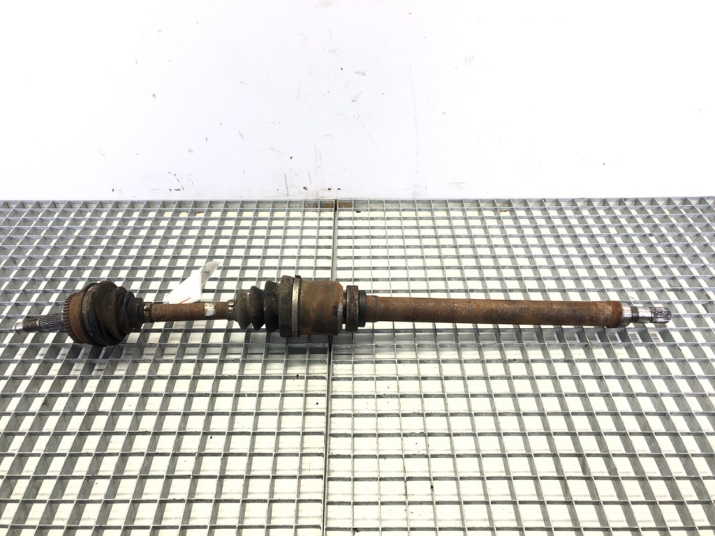 [STARK-564256] Semieje delantero derecho Volvo S70 (874) 2.4 Turbo 142 kW 1996-2000