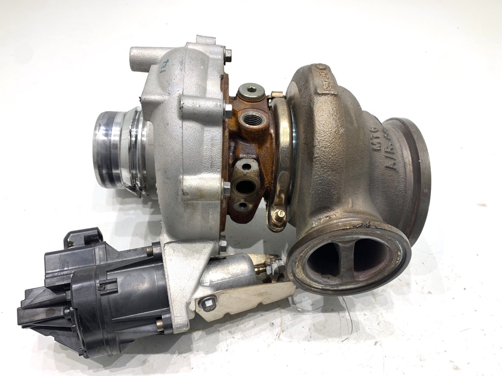 [STARK-843602] Turbocompresor BMW Serie 5 (G30, F90) M5 Competition 460 kW 2018-2022