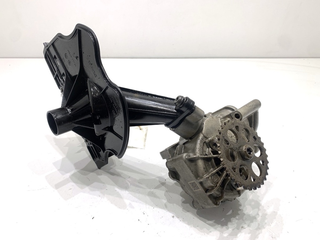 [STARK-845482] Bomba de aceite Audi A6 C8 Avant (4A5) 2018-2022