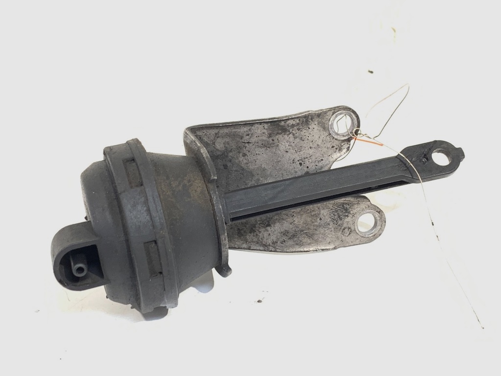 [STARK-708905] Actuador de colector de admisión AUDI A4 B7 Avant (8ED) 2.0 TDI quattro 125 kW 2006-2008
