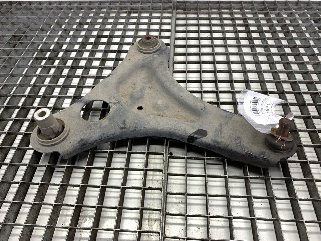 [STARK-745482] Paso de rueda delantero izquierdo Renault Twingo III (BCM_, BCA_) 2014-2022