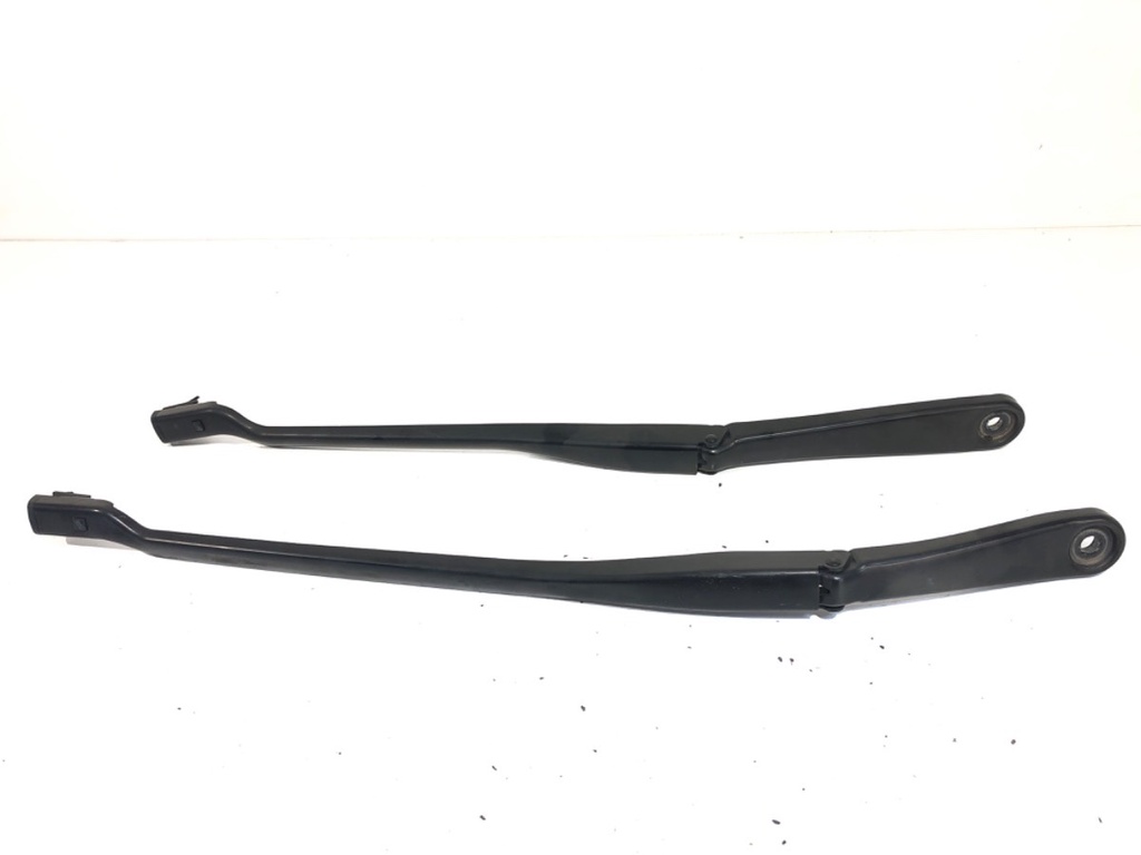 [STARK-756980] Brazo limpiaparabrisas delantero completo BMW Serie 5 (G30, F90) 2016-2022