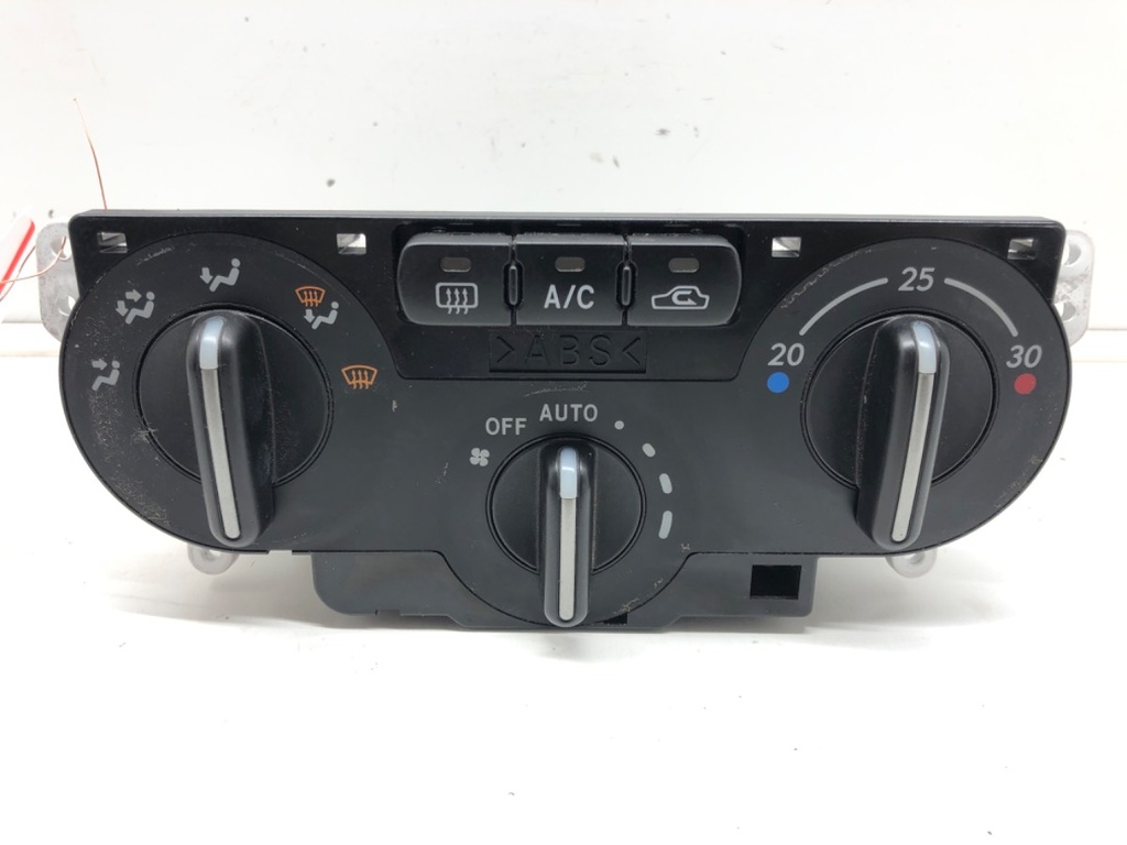[STARK-538396] Panel de control de climatización SUBARU IMPREZA Kombi (GG) 2.0 AWD (GG9) 2000-2007