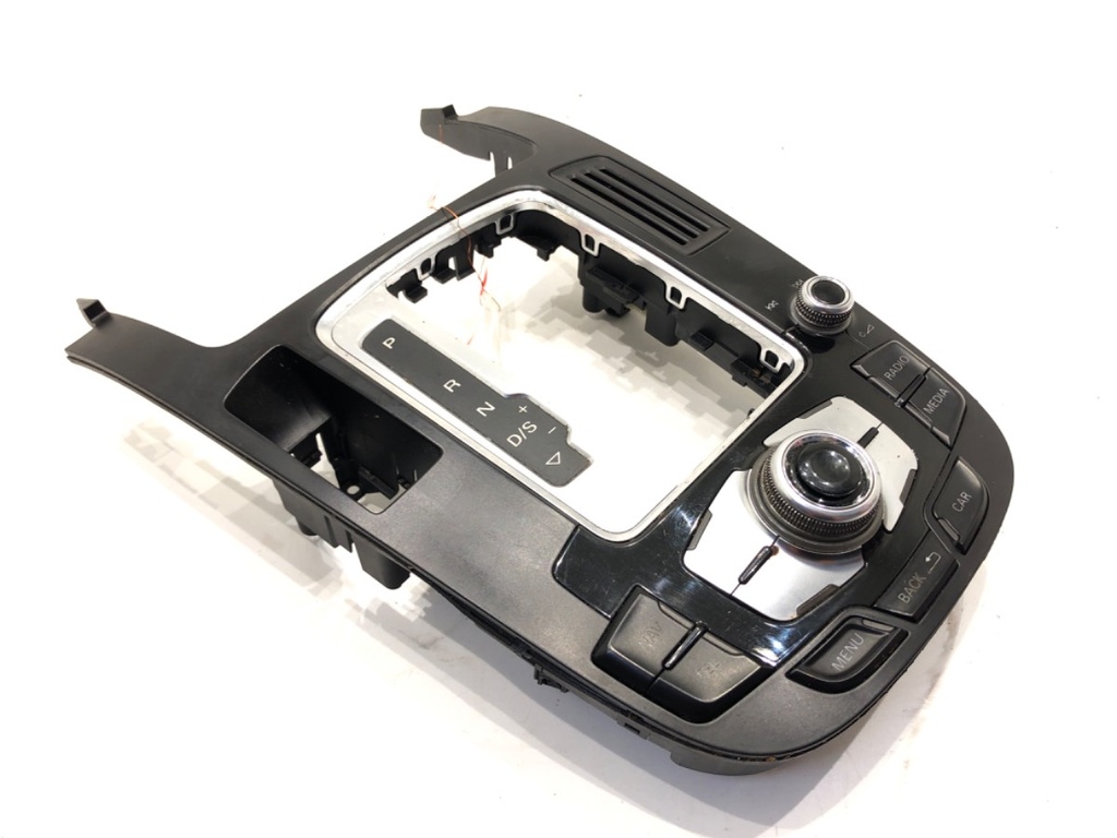 [STARK-592167] Panel de control de radio AUDI Q5 (8RB) 3.0 TDI quattro 2012-2017