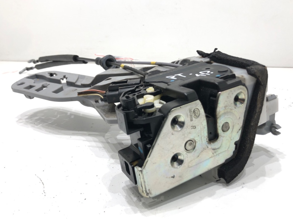 [STARK-683869] Cerradura de puerta trasera derecha HYUNDAI ELANTRA V (MD, UD) 1.6 97 kW 2011-2015