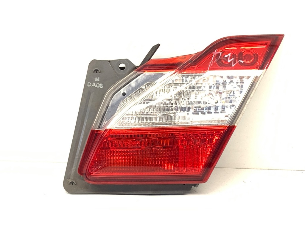 [STARK-688124] Piloto trasero derecho INFINITI Q70 (Y51) 2013-2022