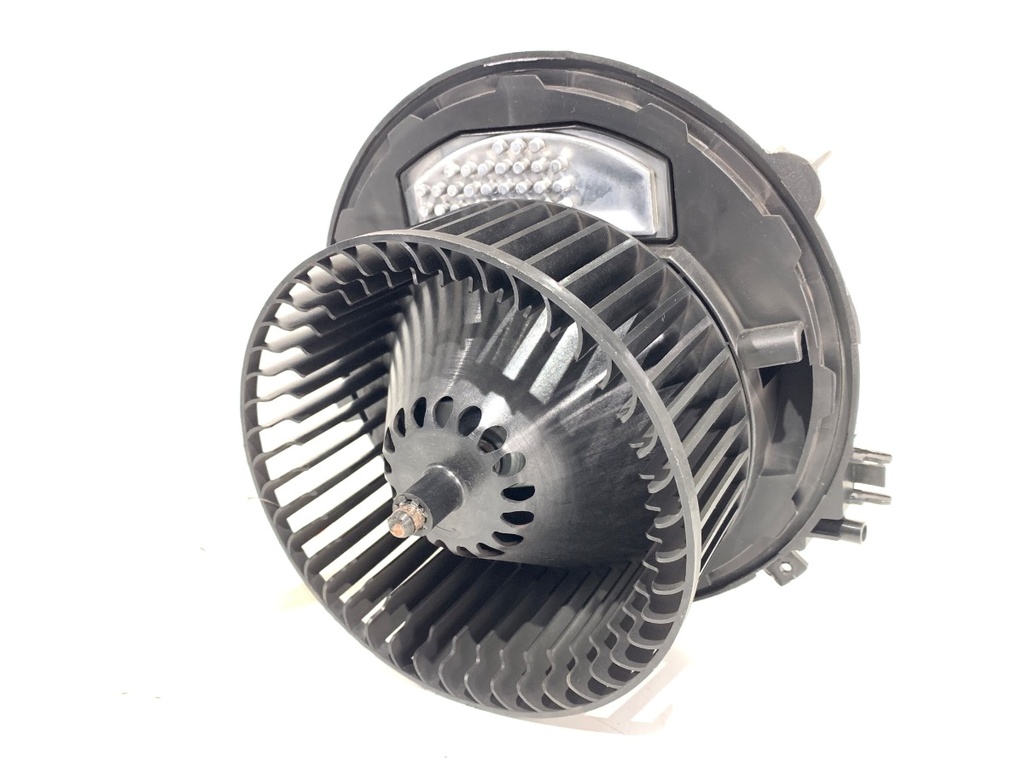 [STARK-711411] Ventilador de admisión de aire SEAT León (5F1) 1.4 TSI 92 kW 125 CV 2014-2022