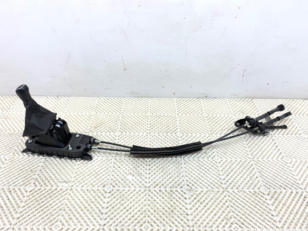 [STARK-877632] Palanca de cambios SKODA KAMIQ (NW4) 1.0 TSI 81 kW 2020-2022