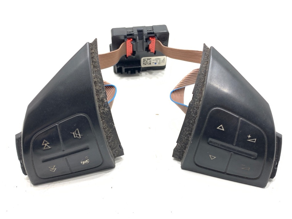 [STARK-883404] Módulo de mandos del volante SKODA OCTAVIA II (1Z3) 2004-2013 1.9 TDI 77 kW