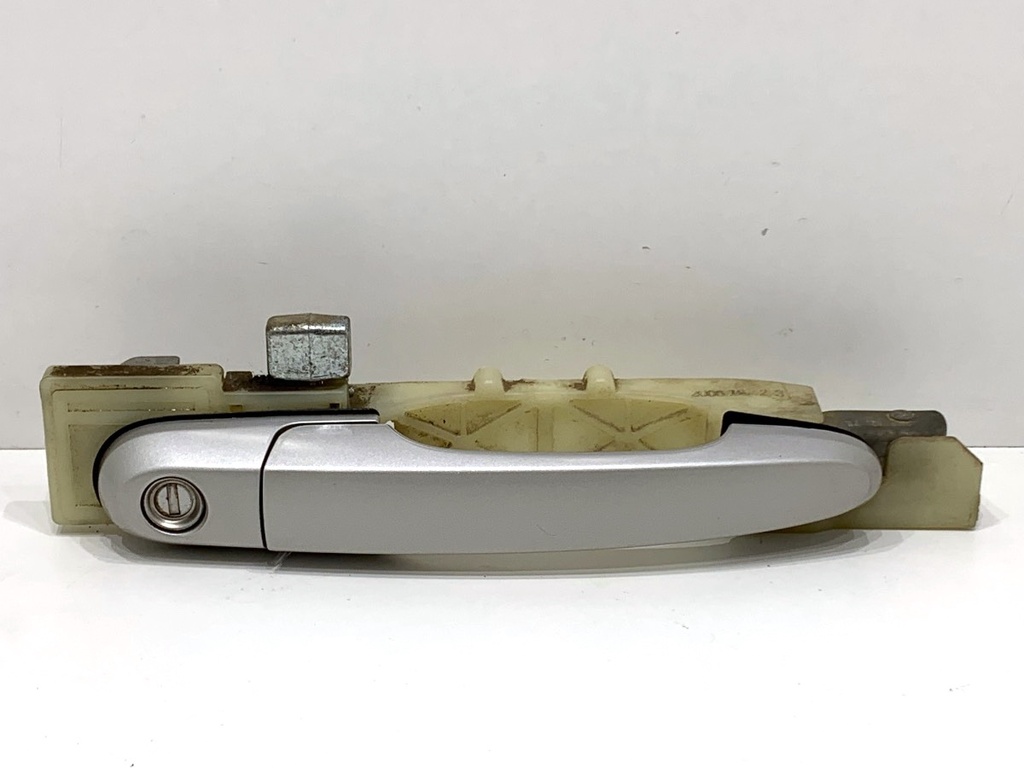 [STARK-866972] Manilla exterior de puerta derecha delantera HYUNDAI TUCSON (JM) 2004-2022