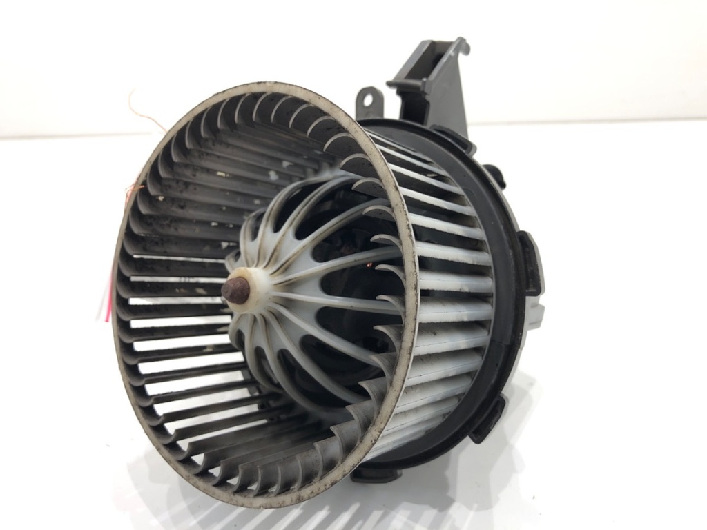 [STARK-868330] Ventilador de admisión AUDI A4 B8 Avant (8K5) 2.0 TDI quattro 125 kW