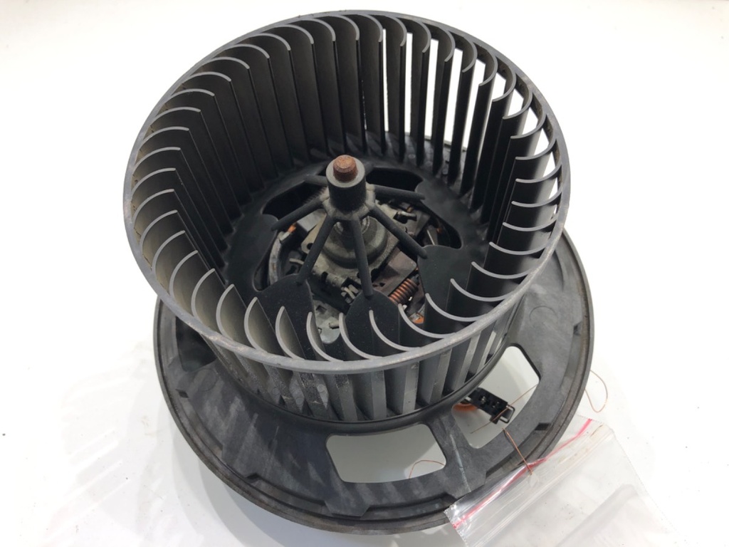 [STARK-869700] Ventilador de admisión BMW Serie 3 (E90) 2004-2012