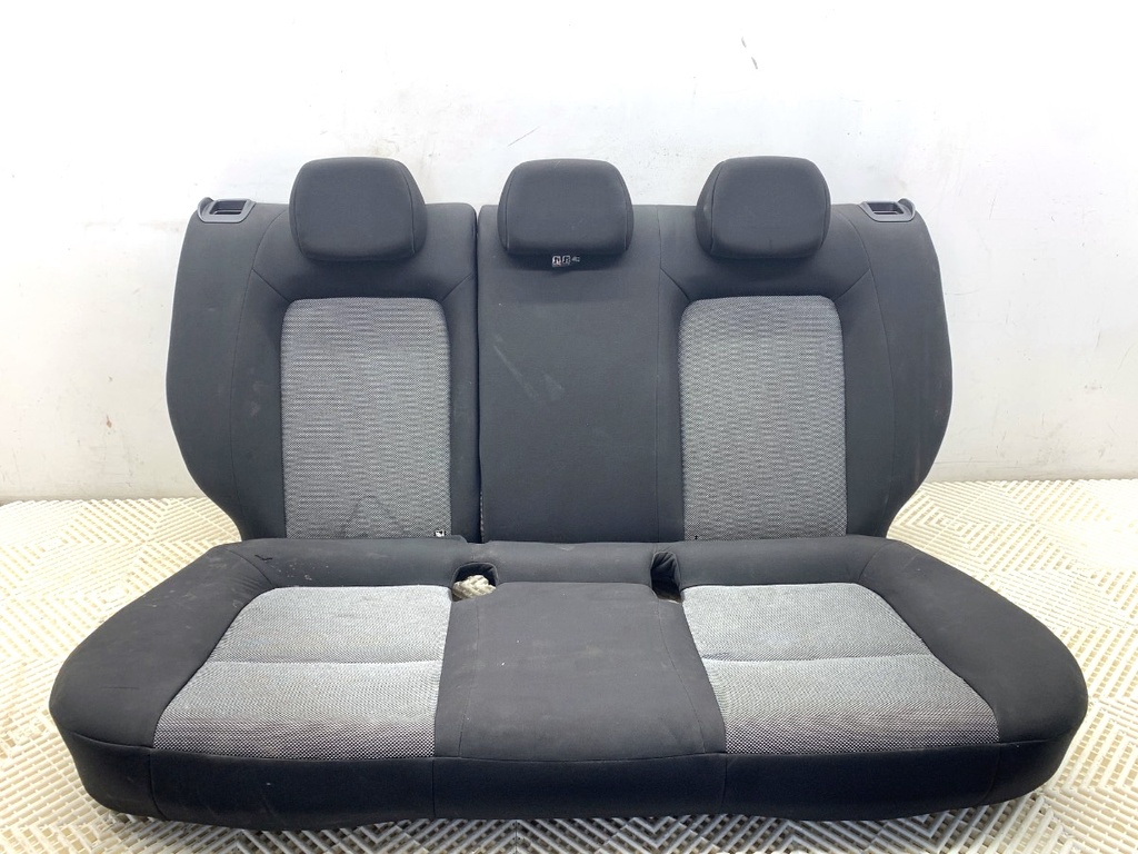 [STARK-869837] Asiento trasero FIAT TIPO sedan (356_) 2015-2022