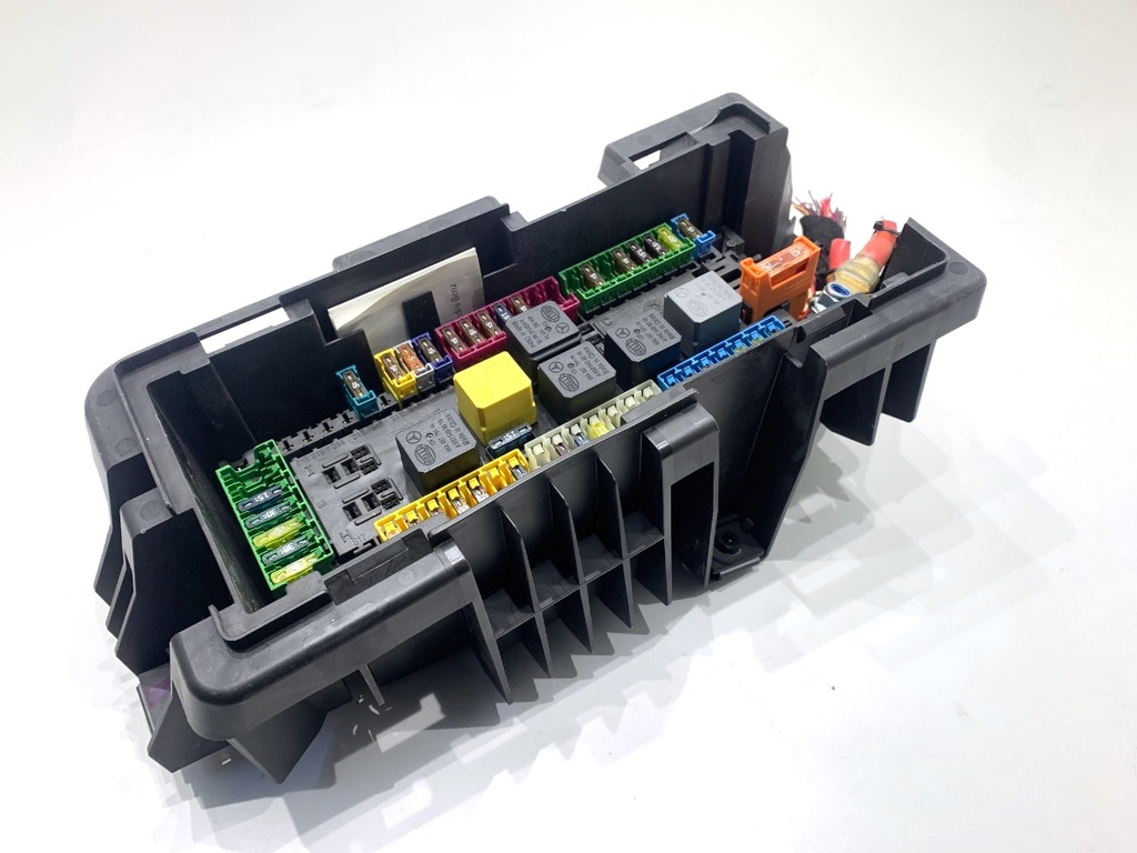 [STARK-871557] Caja de fusibles Mercedes-Benz Clase GL (X166) 2012-2015