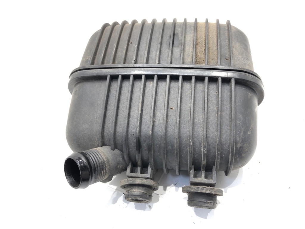 [STARK-873125] Caja de filtro de aire Audi A6 C7 Avant (4G5, 4GD) 2.0 TDI 120 kW