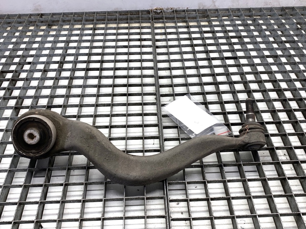 [STARK-874166] Arco de rueda delantero izquierdo BMW Serie 3 (F30, F80) 2011-2018
