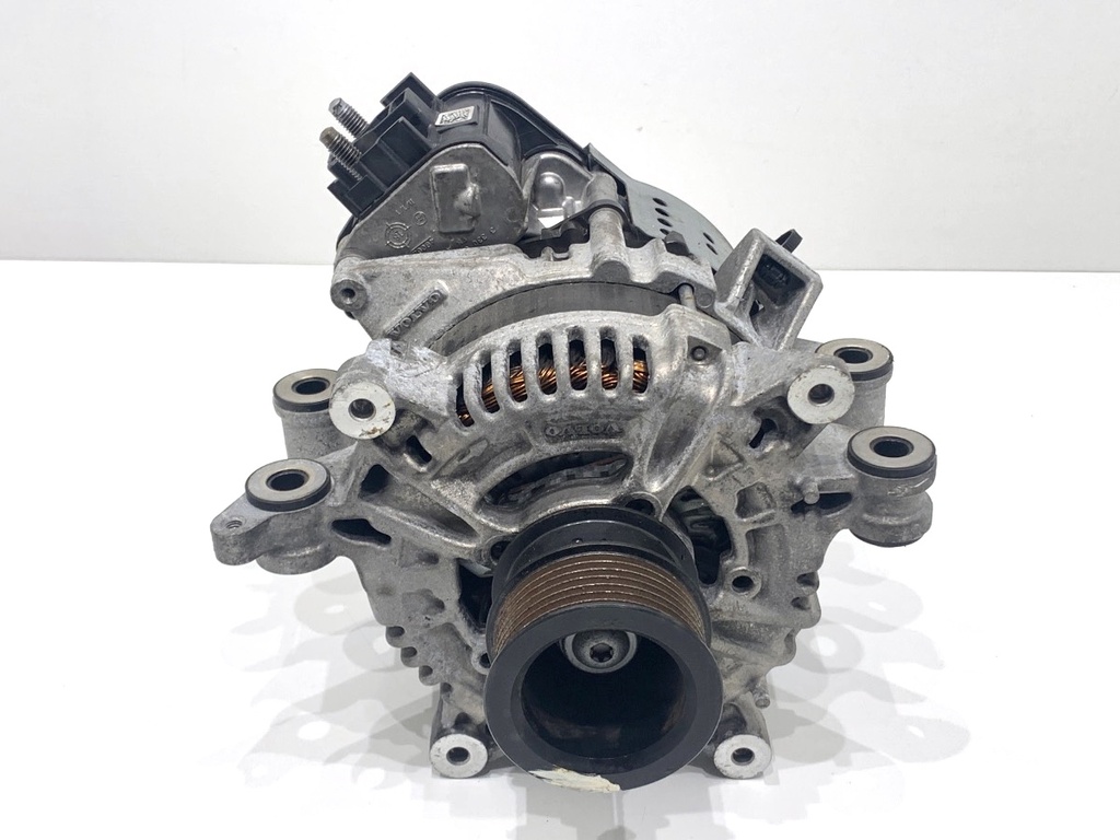 [STARK-877115] Alternador Volvo XC60 II (246) 2017-2022 B5 Mild-Hybrid AWD 173 kW [235 KM]