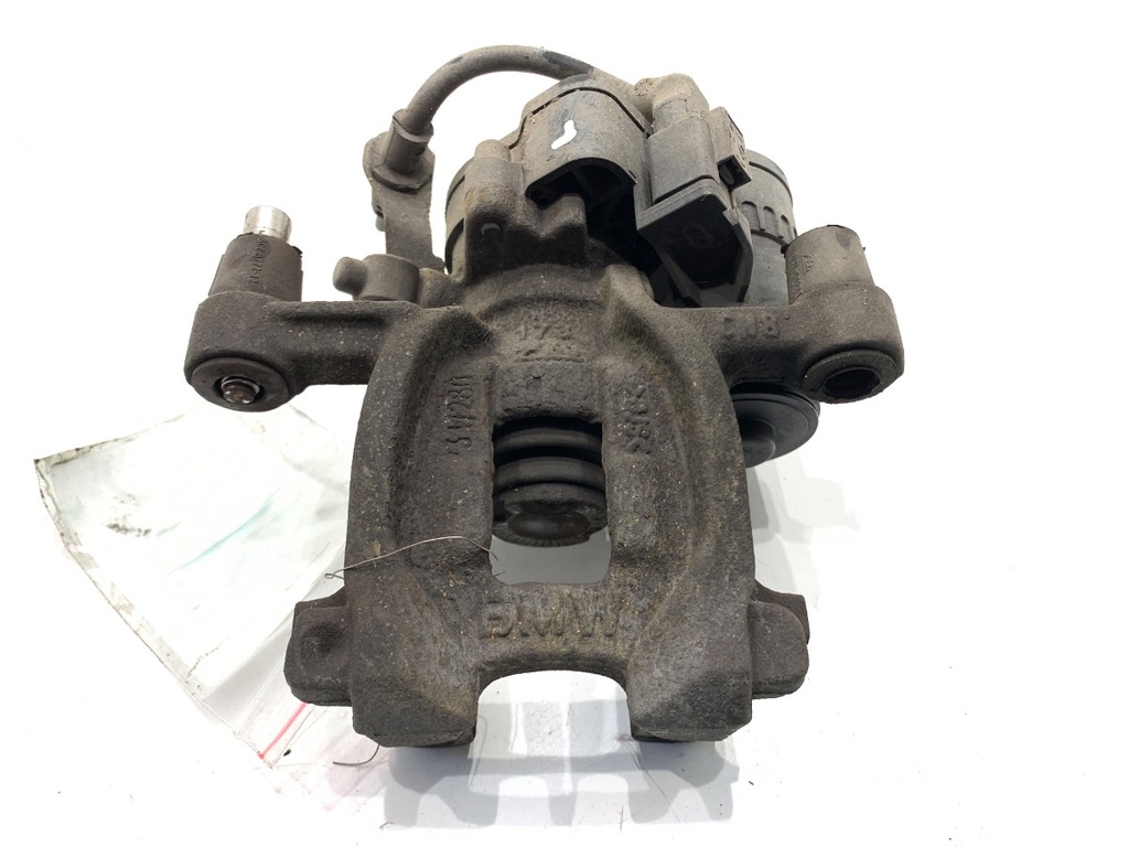 [STARK-881107] Pinza de freno trasera izquierda BMW X1 (F48) 2014-2022