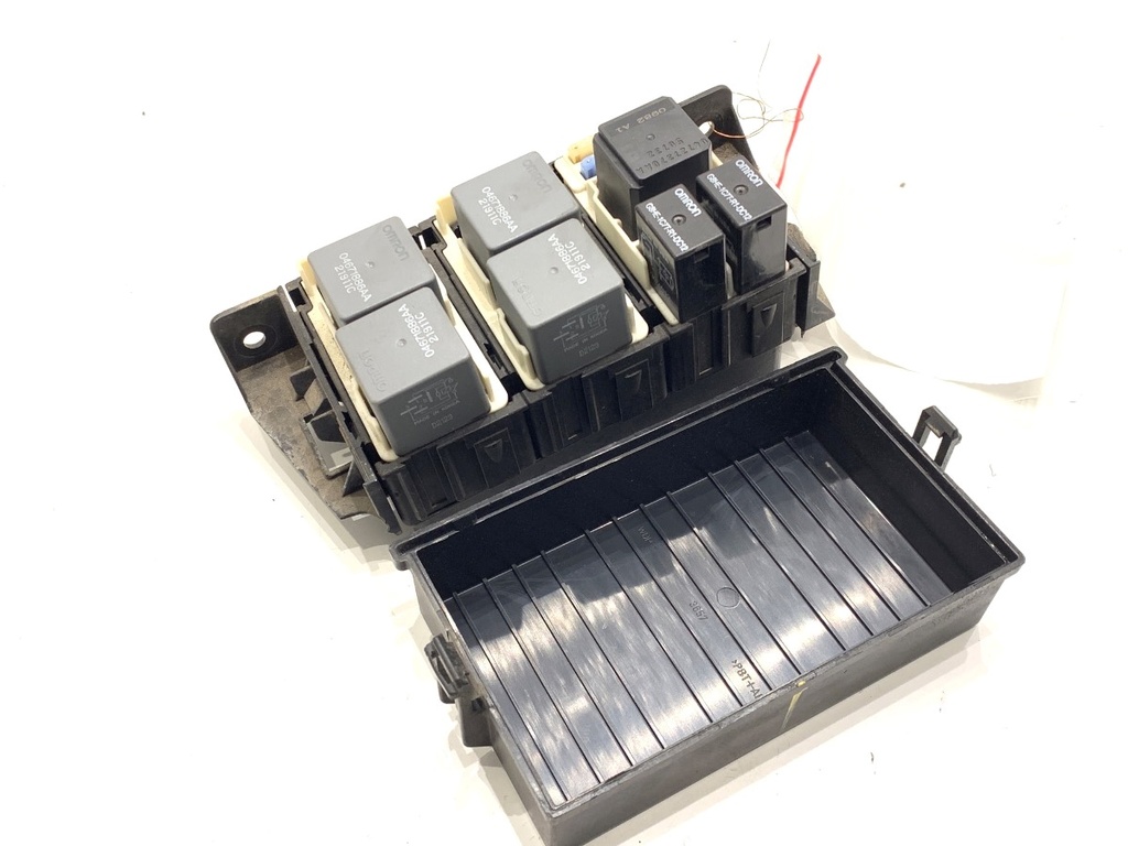 [STARK-881419] Caja de fusibles Jeep Grand Cherokee IV (WK, WK2) 2010-2022