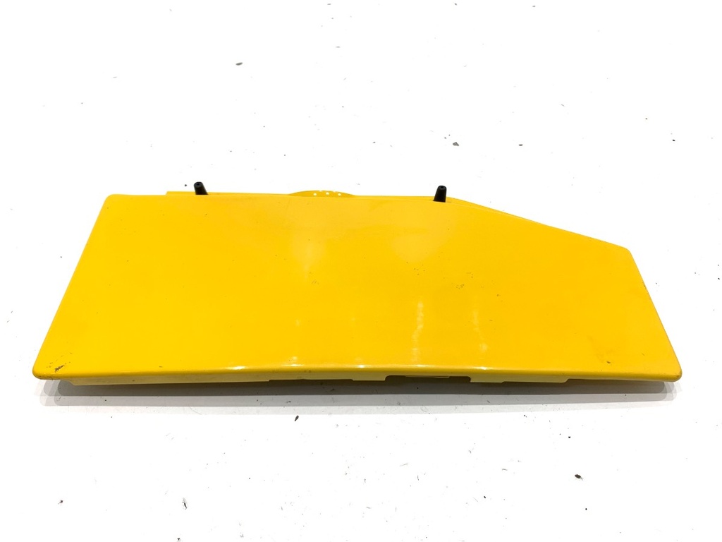 [STARK-880702] Tapa de depósito de combustible MERCEDES-BENZ eSPRINTER Skrzynia (B910) 2020-2022
