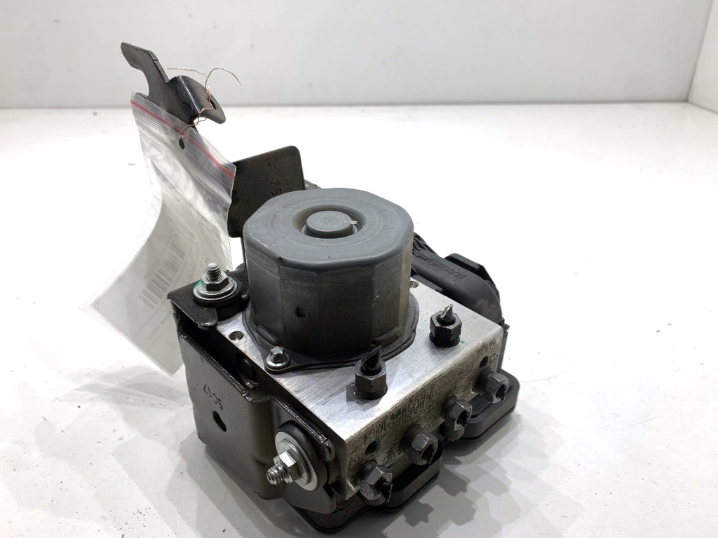 [STARK-883476] Bomba ABS Dacia Duster (HM_) 1.6 SCe 115 84 kW 476602738R