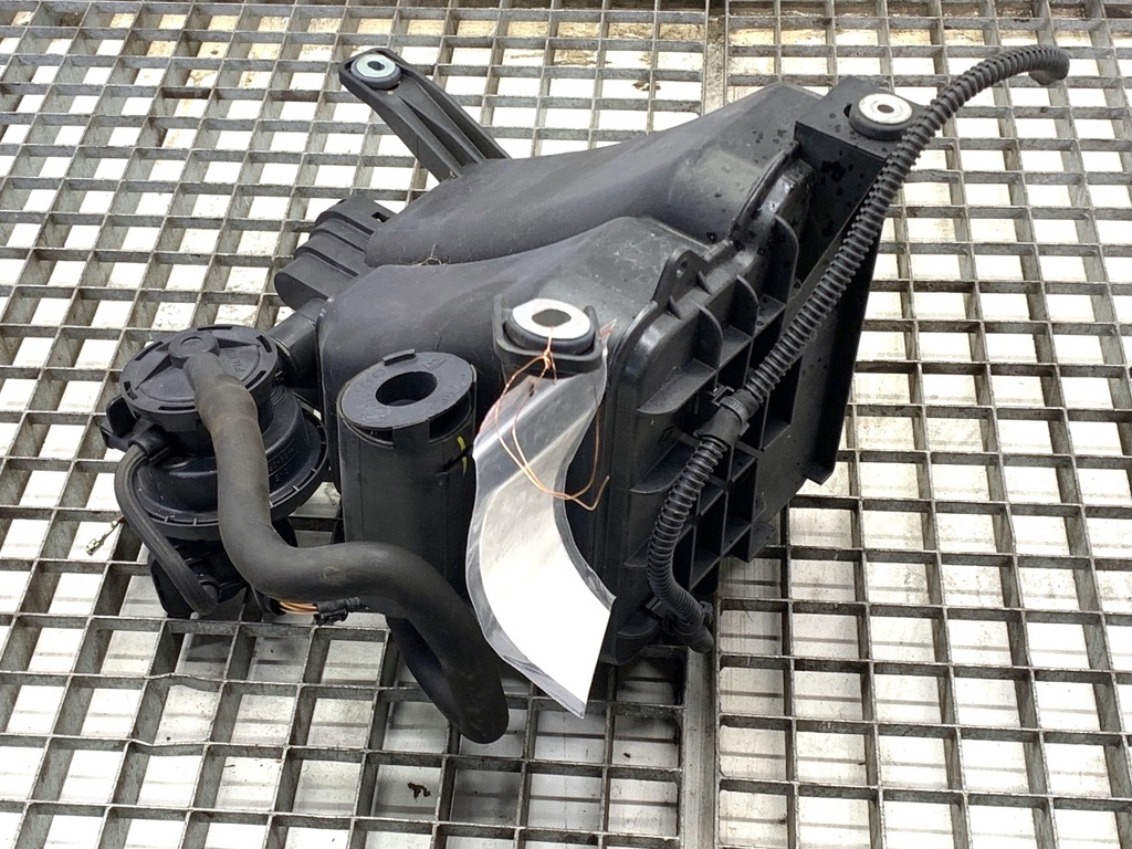 [STARK-885603] Filtro de carbón activo VW Touareg (7P5, 7P6) 2010-2018 3.6 V6 FSI