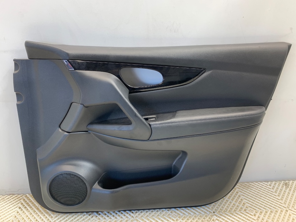 [STARK-886211] Panel de puerta delantero derecho Nissan Qashqai II (J11) 2013-2022