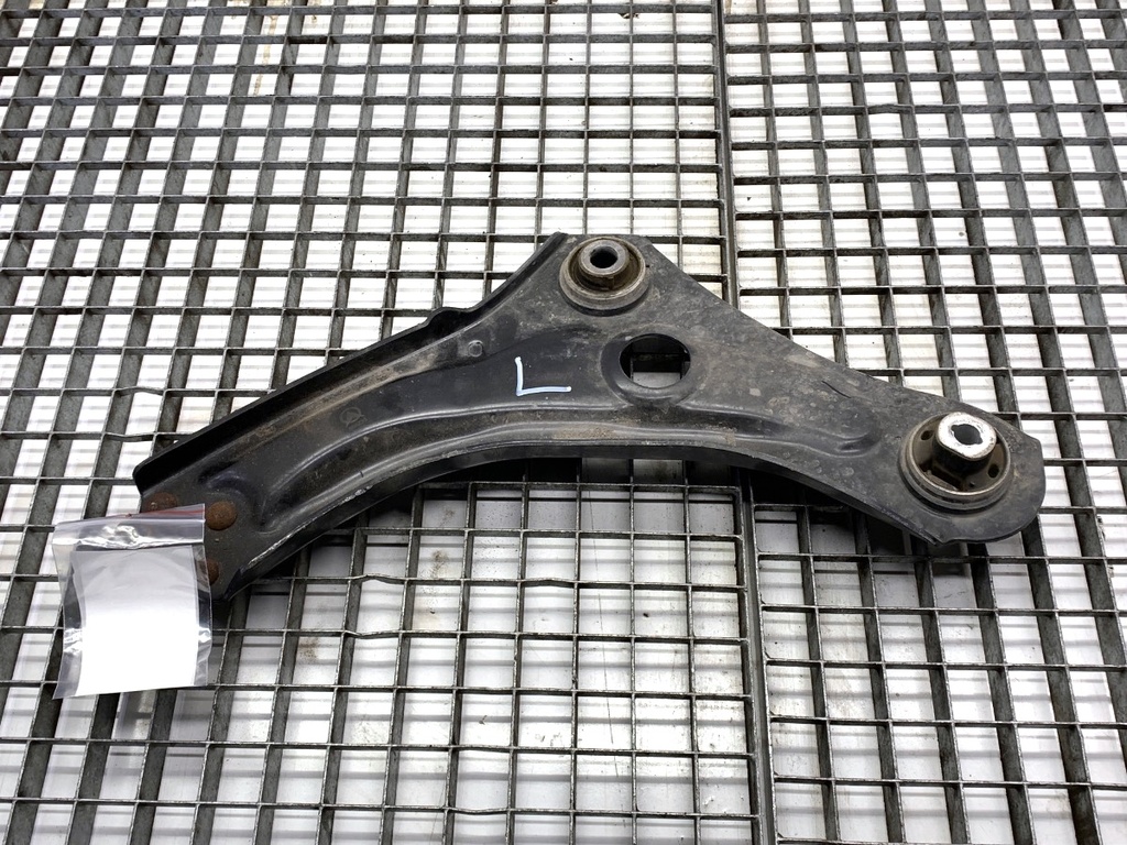 [STARK-886880] Paso de rueda delantero izquierdo RENAULT MEGANE IV liftback (B9A/M/N_) 2015-2022