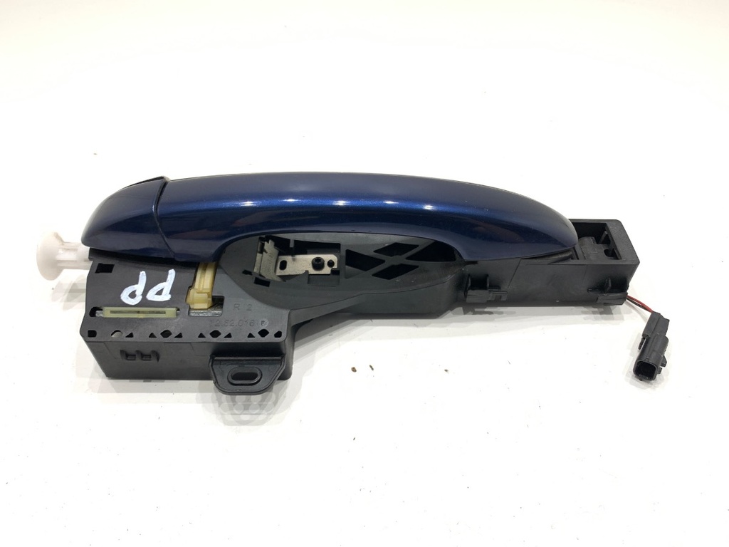 [STARK-886920] Manilla exterior de puerta trasera derecha Renault Megane IV liftback (B9A/M/N_) 2015-2022