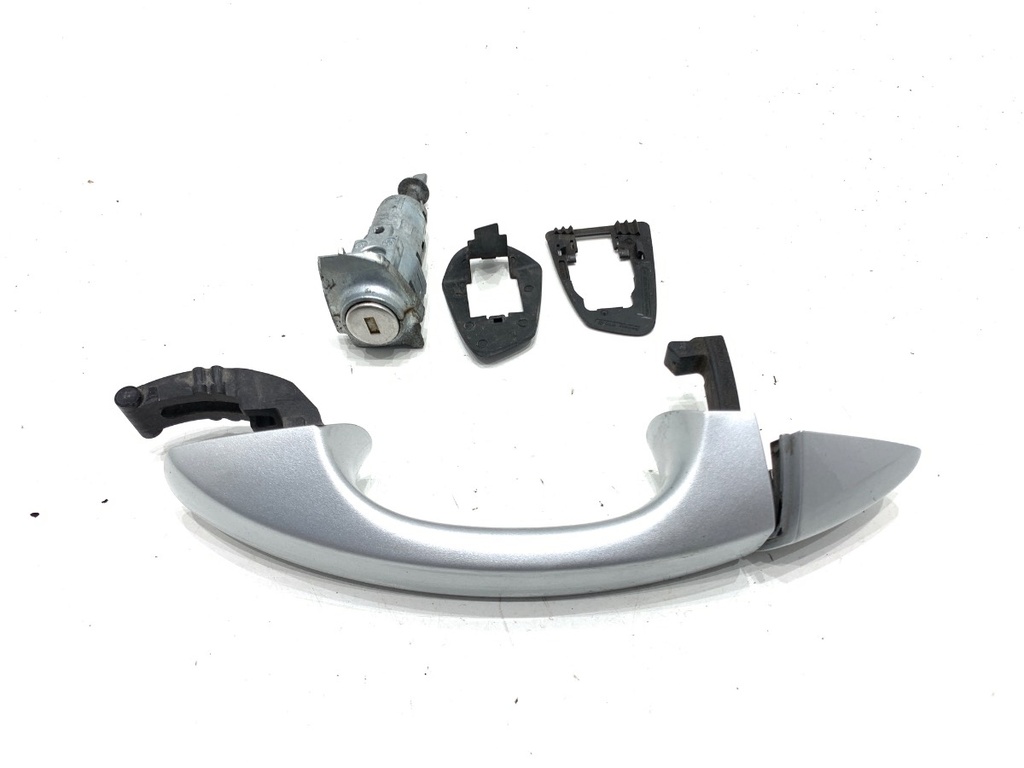 [STARK-887282] Manilla exterior delantera izquierda SKODA FABIA III Kombi (NJ5) 2014-2022
