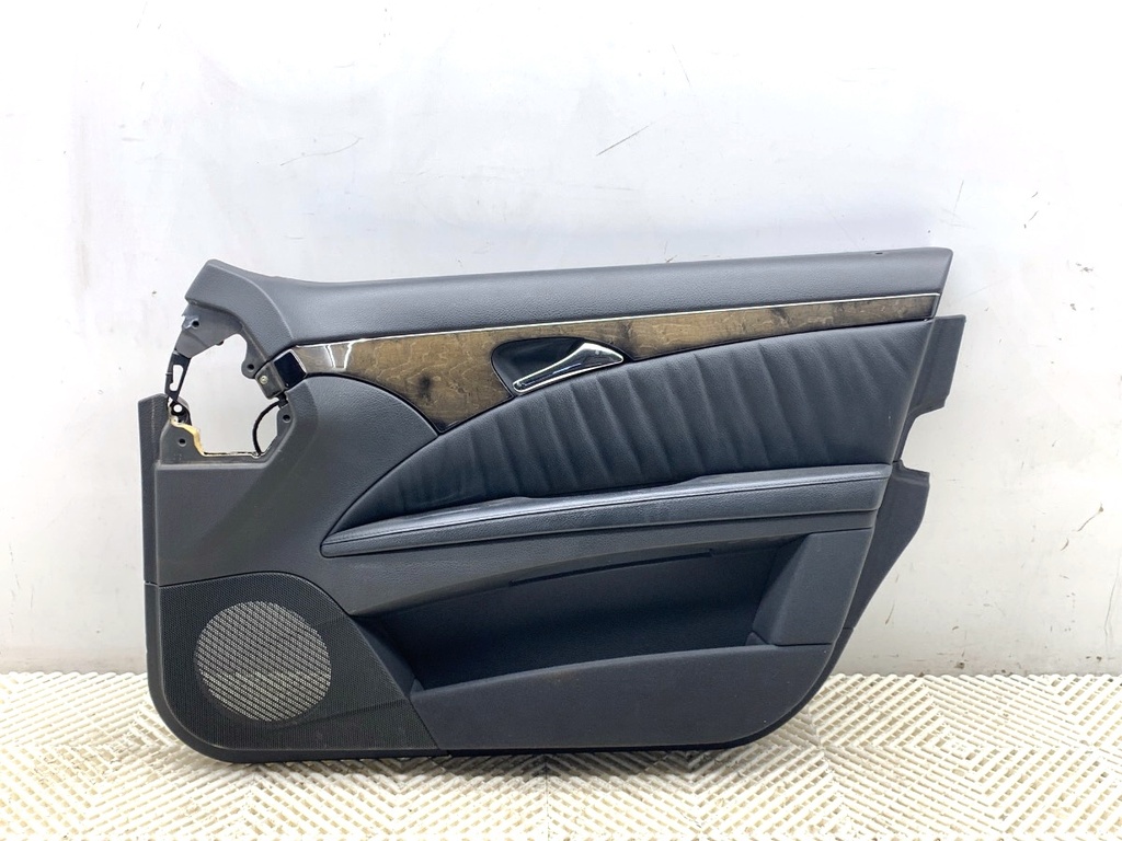 [STARK-890492] Panel de puerta delantero derecho Mercedes-Benz Clase E T-Model (S211) 2003-2009